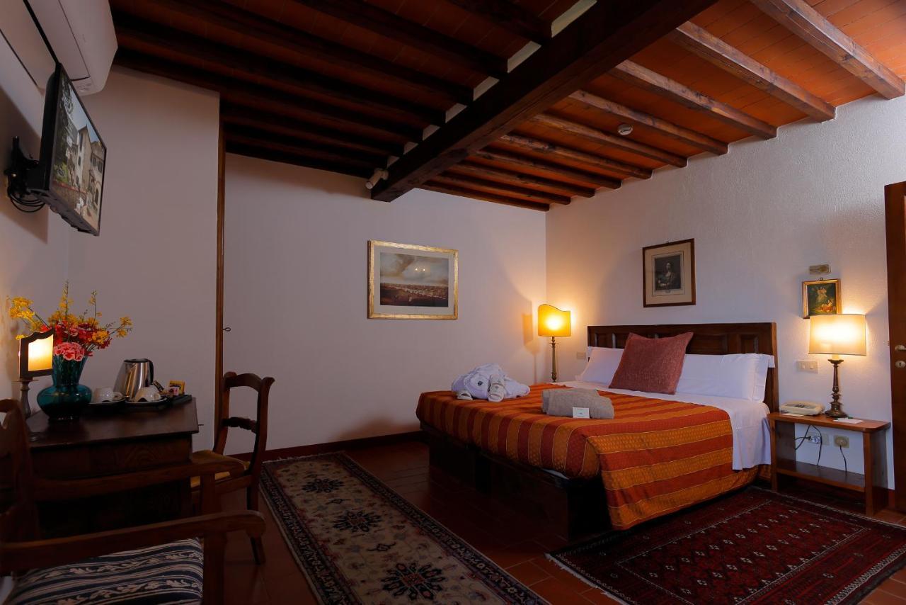 Relais Vignale & Spa Radda in Chianti Buitenkant foto