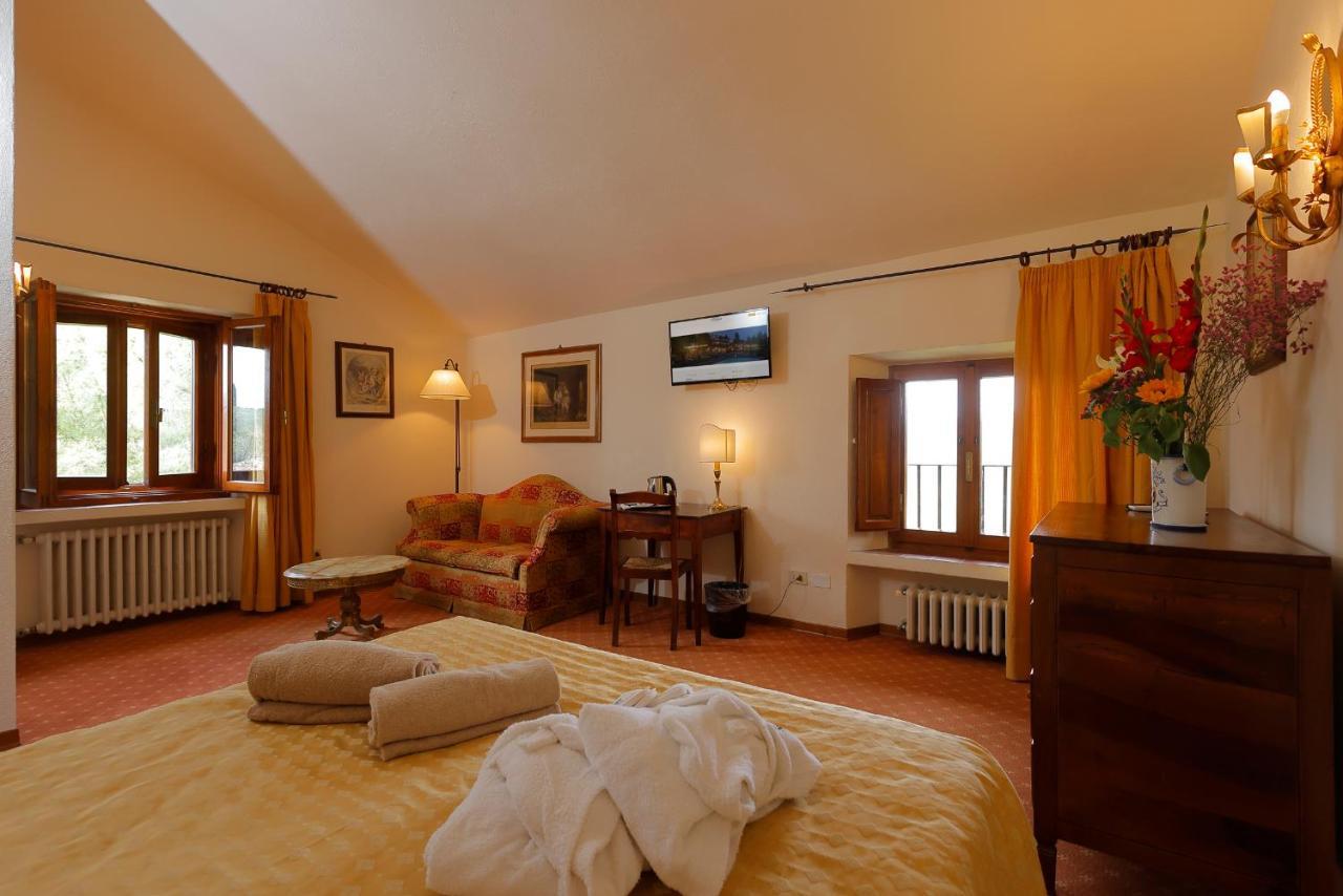 Relais Vignale & Spa Radda in Chianti Buitenkant foto
