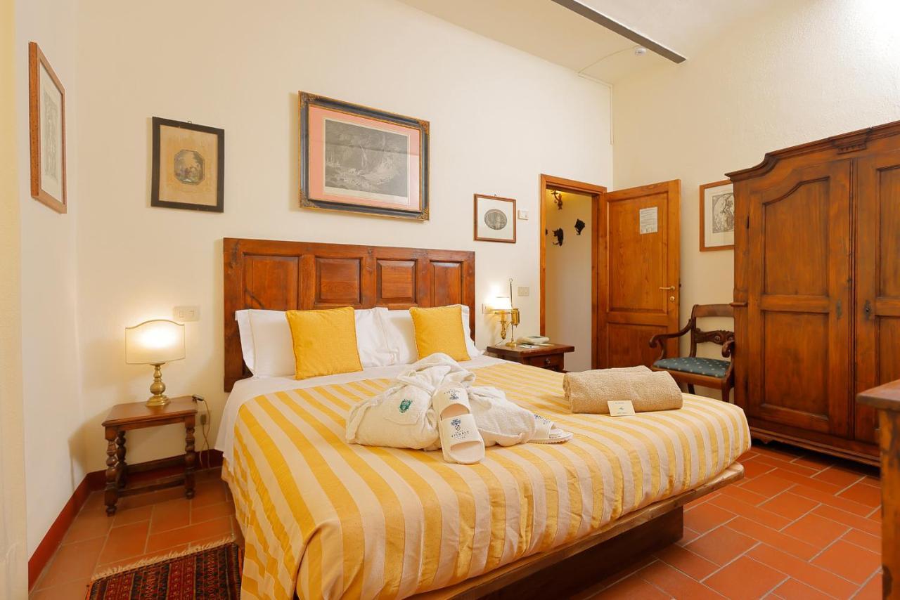 Relais Vignale & Spa Radda in Chianti Buitenkant foto
