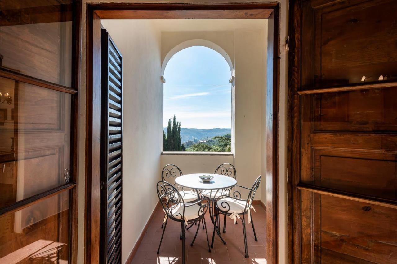 Relais Vignale & Spa Radda in Chianti Buitenkant foto