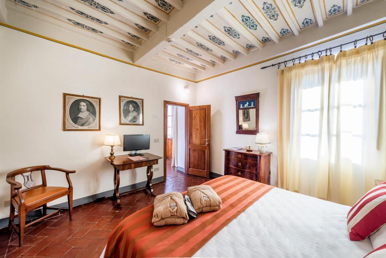 Relais Vignale & Spa Radda in Chianti Buitenkant foto