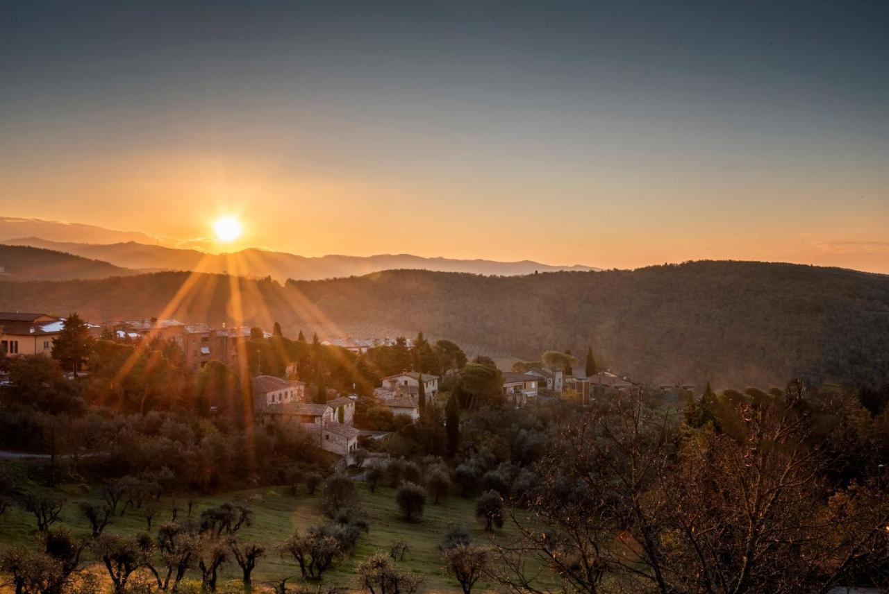 Relais Vignale & Spa Radda in Chianti Buitenkant foto
