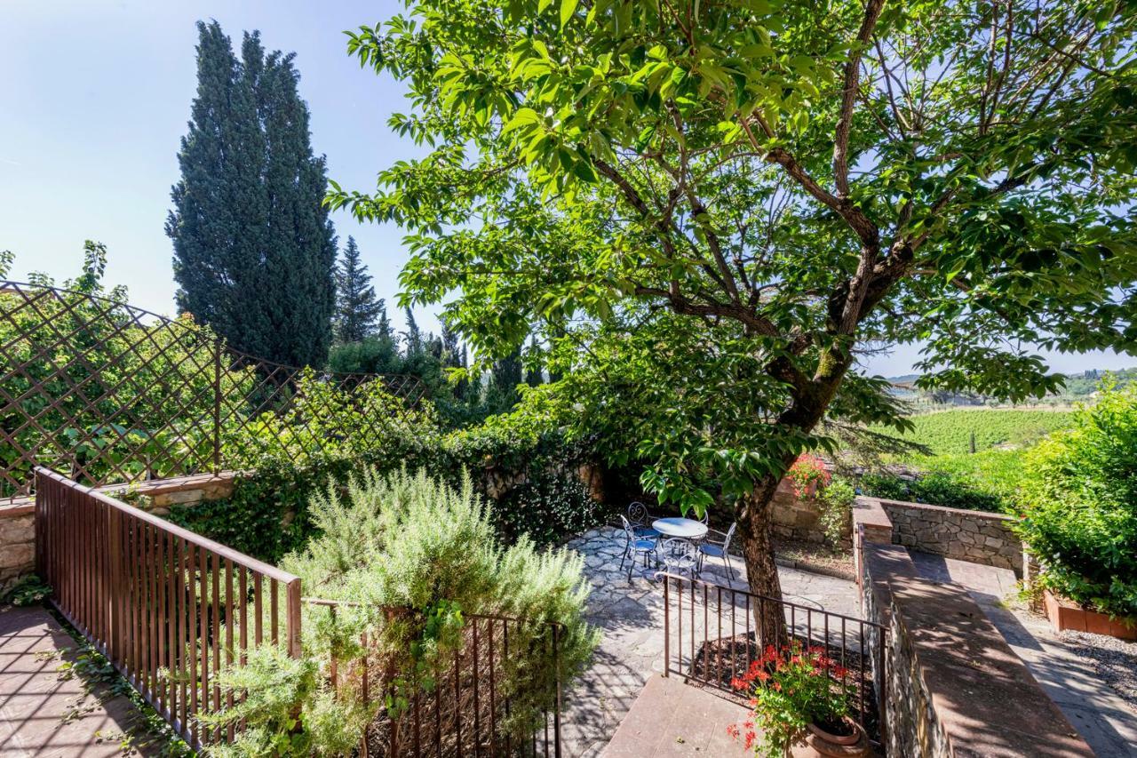 Relais Vignale & Spa Radda in Chianti Buitenkant foto